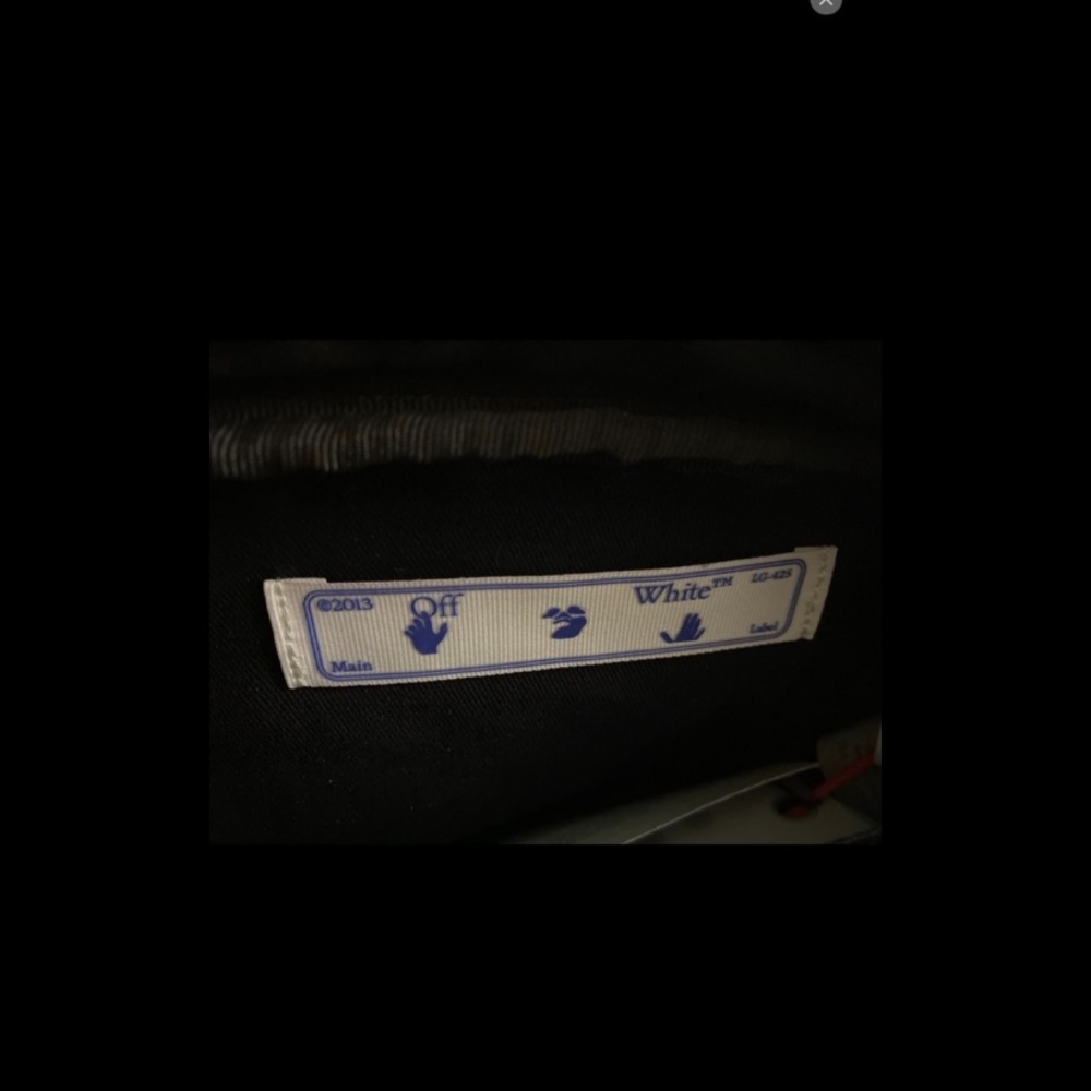 OFF White CrossBody bag - Picture 4 of 4